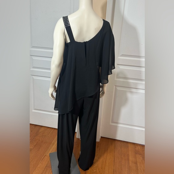 EMMA & MICHELE BLACK JUMPSUIT ONE SHOULDER STUDDED AND ONE SHAWL ELASTIC WAIST S - Picture 6 of 10